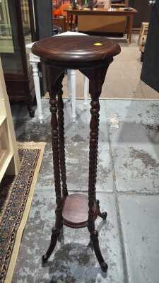 PEDESTAL