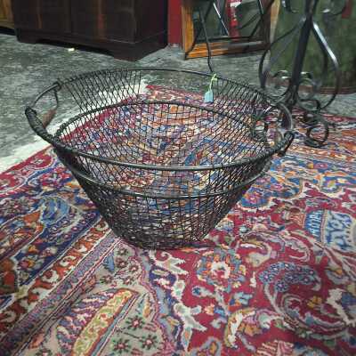 BASKET