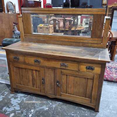 DRESSING TABLE