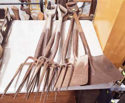 GARDEN TOOLS