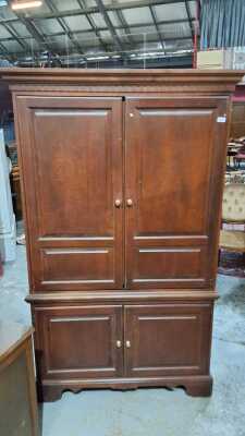 TV CABINET