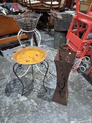 GARDEN ACCESSORIES