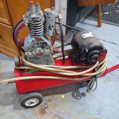 COMPRESSOR