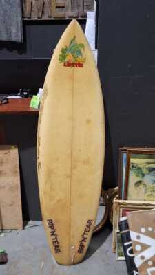 SURFBOARD