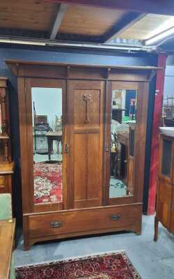 WARDROBE