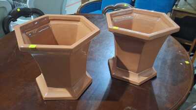 PLANT POTS