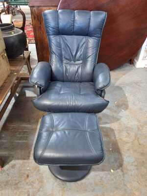 ARM CHAIR