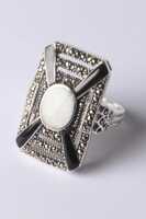 SILVER RING