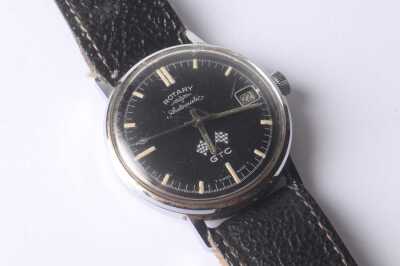 VINTAGE WRISTWATCH