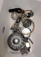JEWELLERY & COLLECTABLES