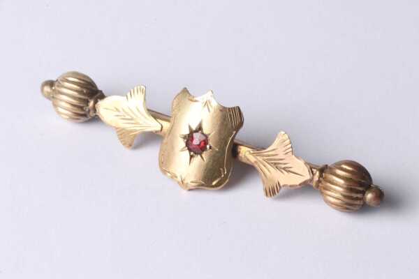 GOLD BROOCH