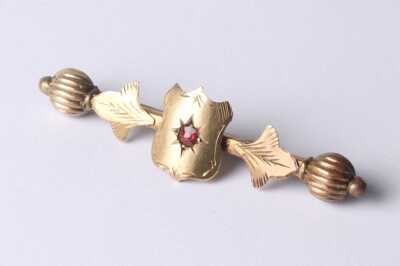 GOLD BROOCH