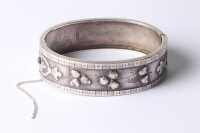 SILVER BANGLE