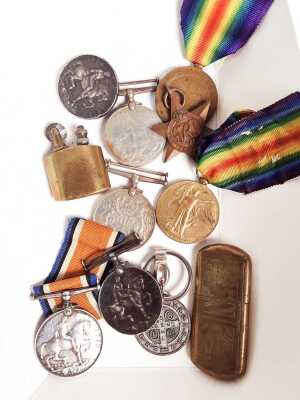 MEDALS & LIGHTERS