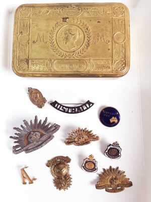 MILITARY COLLECTABLES