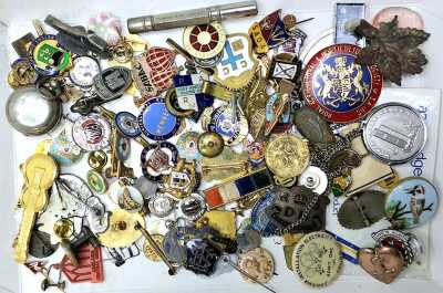 BADGES