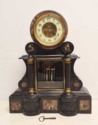 MANTEL CLOCK