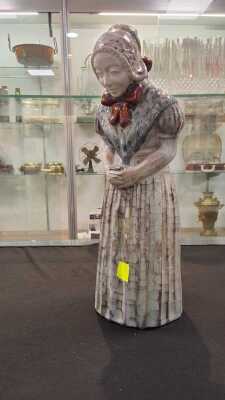 LADY FIGURE