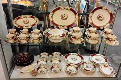 DINNERWARE