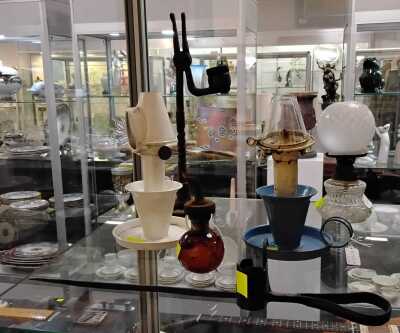 LAMPS & CANDLE HOLDERS