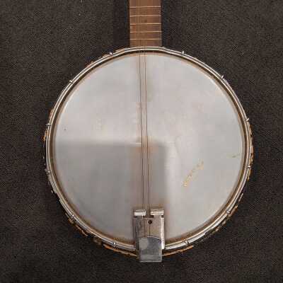 BANJO