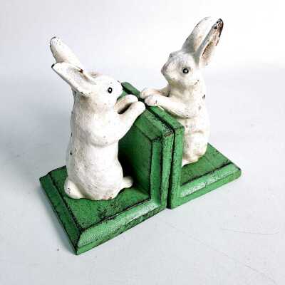 BOOKENDS