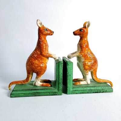 BOOKENDS