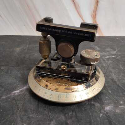 TRIPOD HEAD