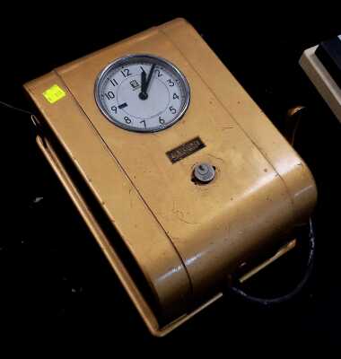 VINTAGE PUNCH CLOCK