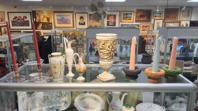CAPODIMONTE & CANDLEHOLDERS