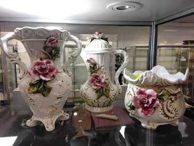 ITALIAN POTTERY