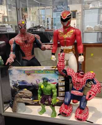 CHARACTER FIGURES