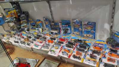 TOY CARS