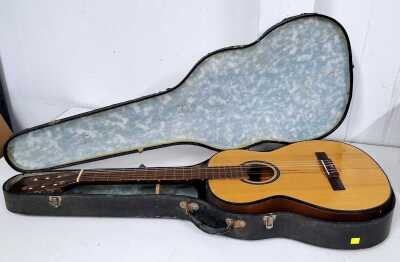 IBANEZ GUITAR