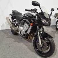 YAMAHA FZ1