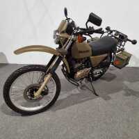 SUZUKI DR250 - 2