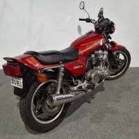 HONDA CB750F - 3