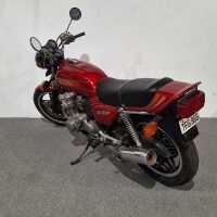 HONDA CB750F - 4