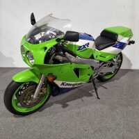 KAWASAKI ZXR750 - 2