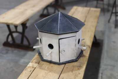 BIRD HIDE