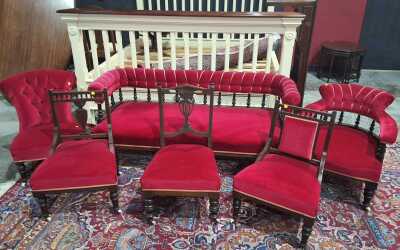 PARLOUR SETTING