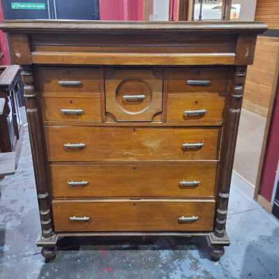 CHEST OF DRAWERS