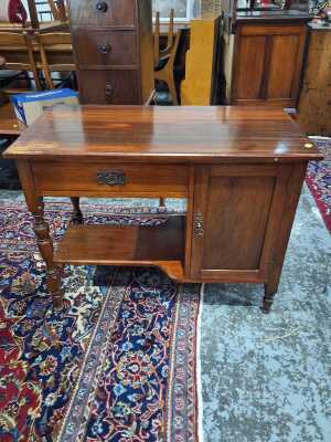 DESK