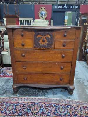 CHEST OF DRAWERS
