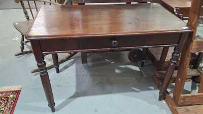CEDAR DESK