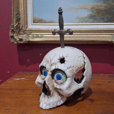SKULL