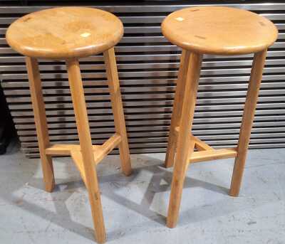 OAK BAR STOOLS