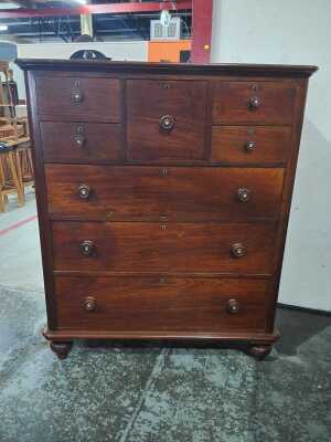 CHEST OF DRAWERS