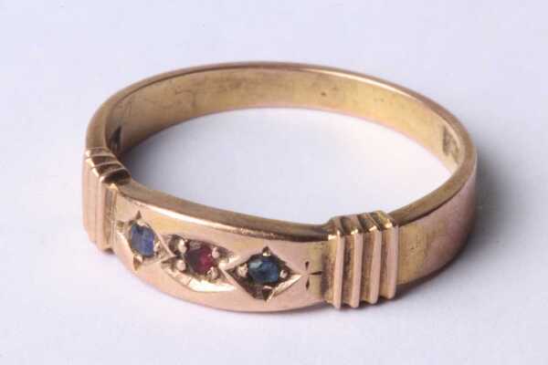 GOLD RING