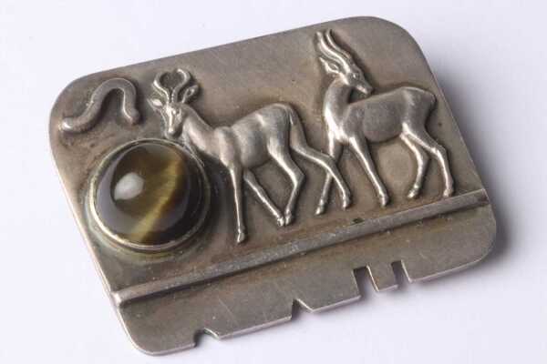 SILVER BROOCH